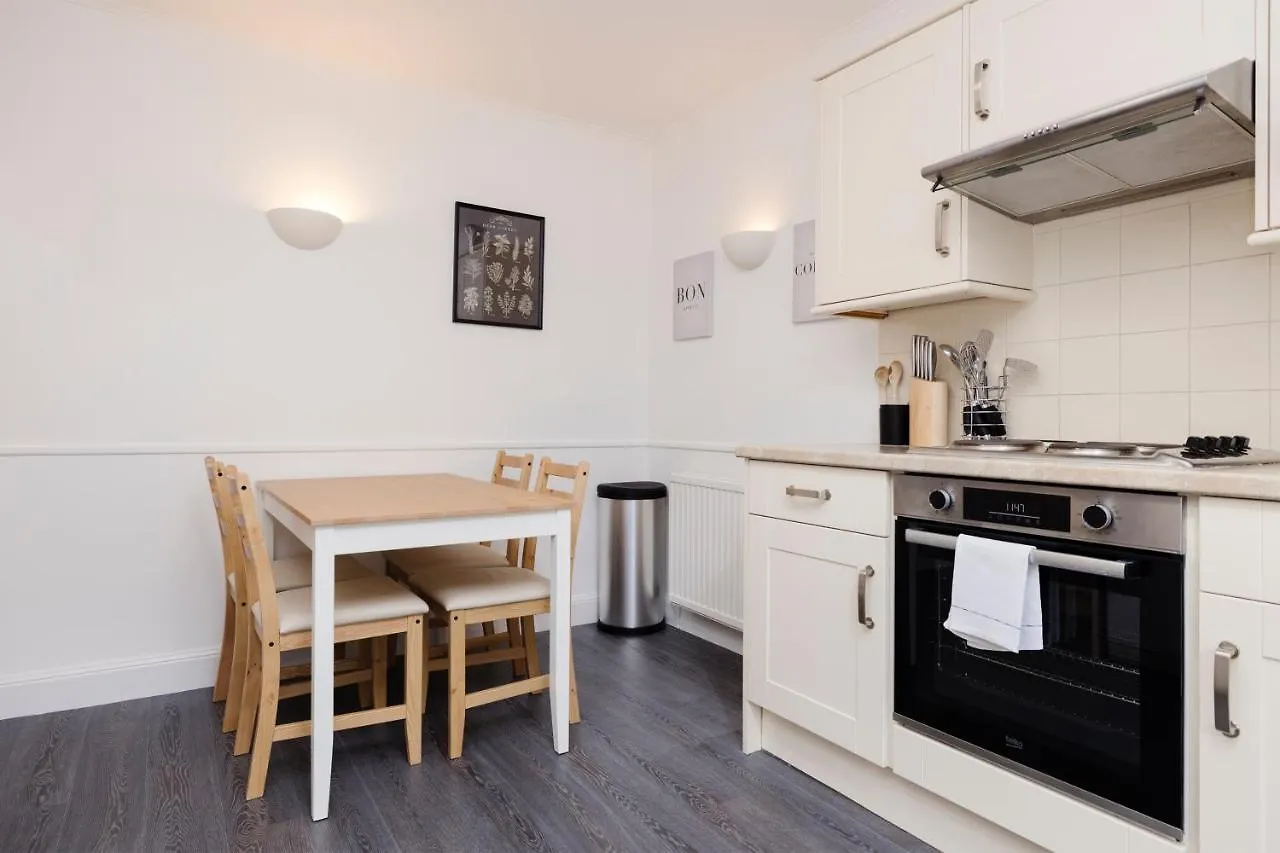 Joivy Beautiful Mews Home Near Princes Street Εδιμβούργο