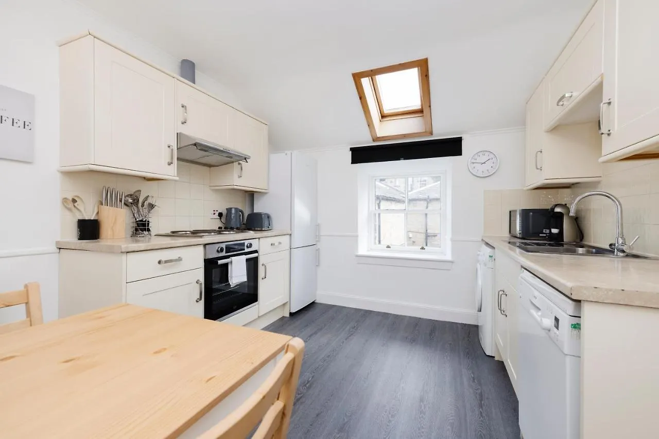 Apartmán Joivy Beautiful Mews Home Near Princes Street Edinburgh Velká Británie